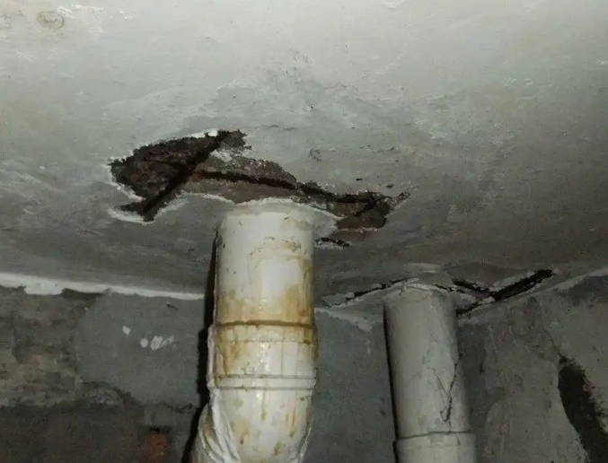 那坡卫生间漏水维修公司浅析那坡卫生间渗水维修的方法